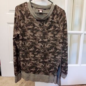 {used} mossimo camoflauge sweater